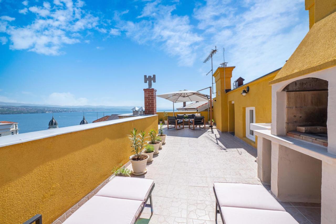 Penthouse At Villa Mascagni Опатия Экстерьер фото