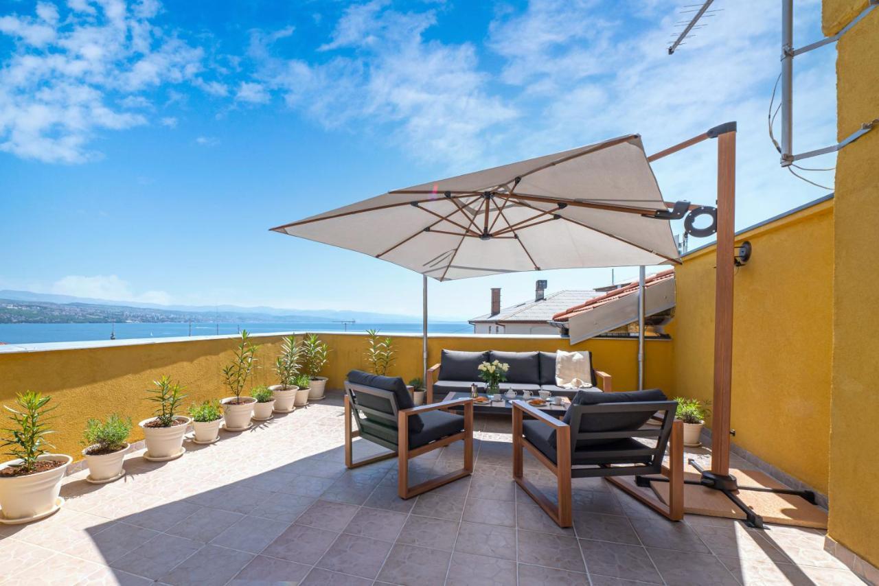 Penthouse At Villa Mascagni Опатия Экстерьер фото