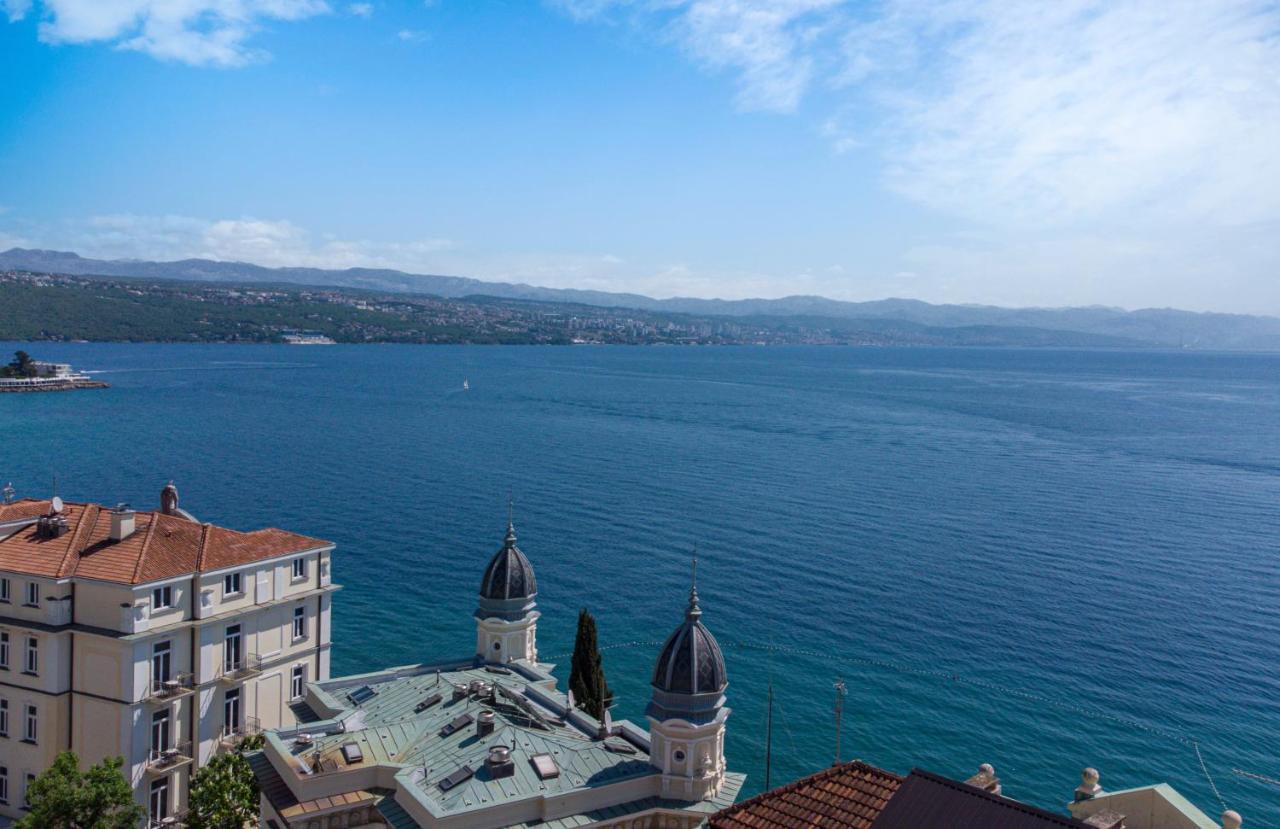 Penthouse At Villa Mascagni Опатия Экстерьер фото